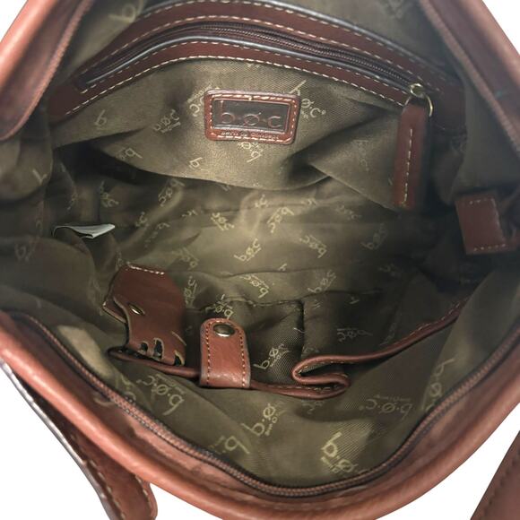 B.O.C. Born Concepts Crossbody Bag Brown Faux Leather Zip Top Saddle Style - Picture 11 of 14